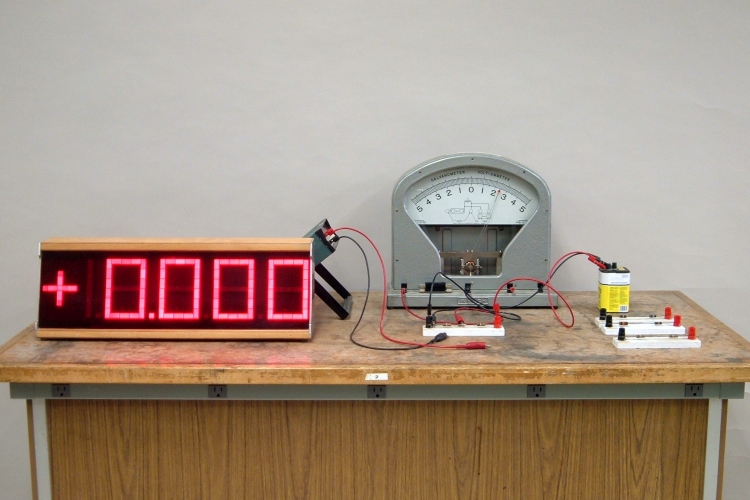 DMM vs. galvanometer (2)